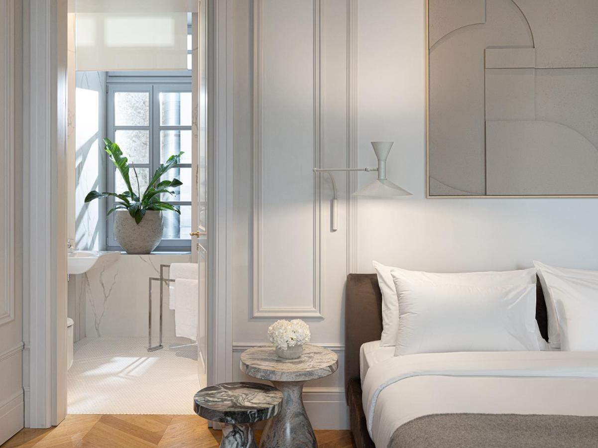 Grand Deluxe Room